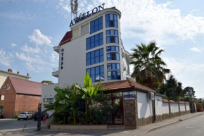 Hotel Avallon